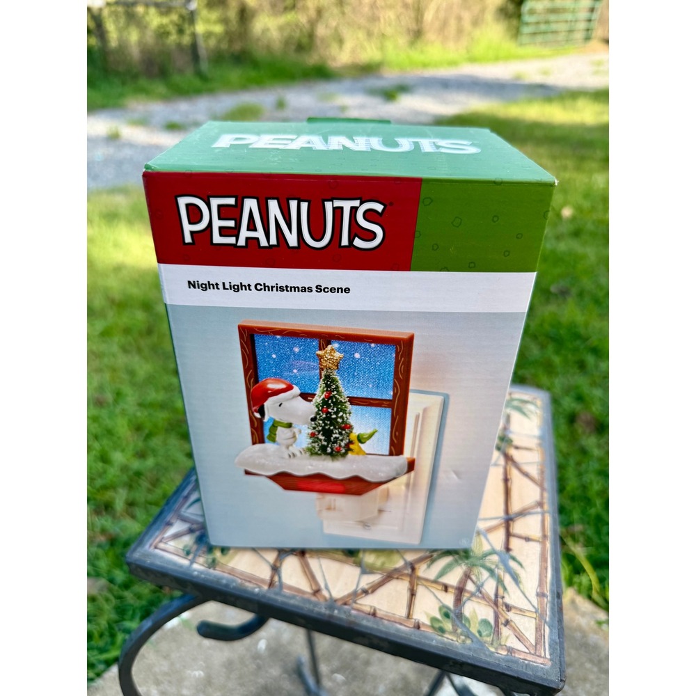 Peanuts Snoopy Woodstock Night Light Christmas Scene Roman Inc 30276 Holiday